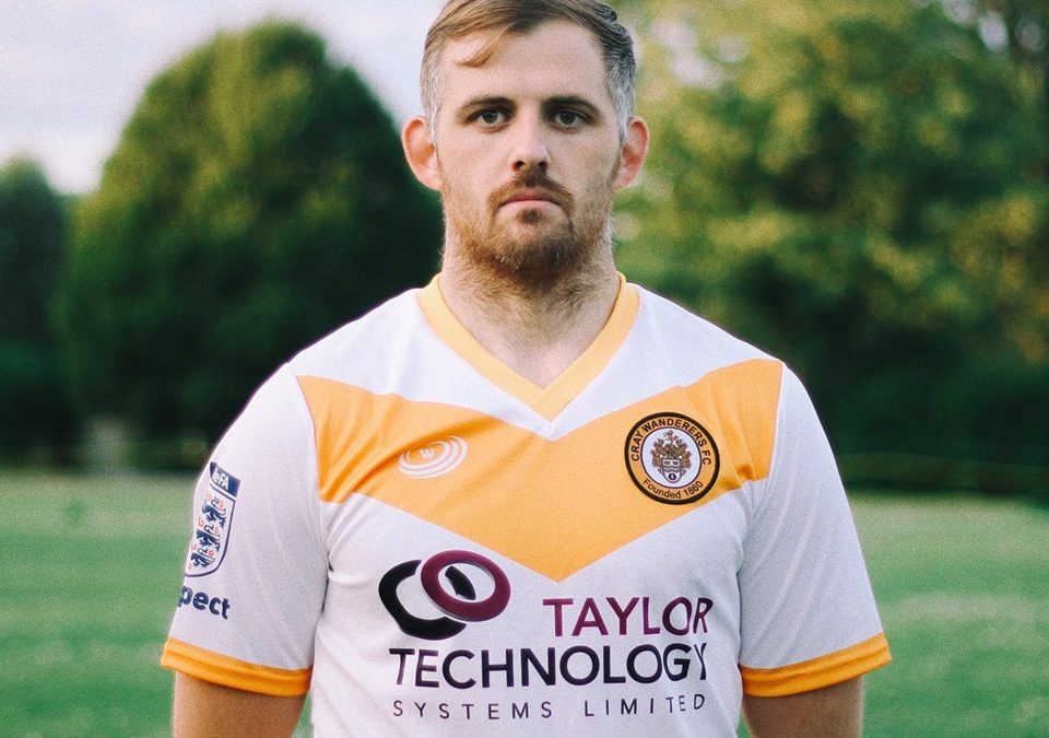 Cray Wanderers announce departure of Tom Murphy to Hythe Town