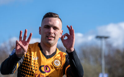 Cray Wanderers News – Joe Taylor re-signs on contract for Cray Wanderers for 2020-21 season