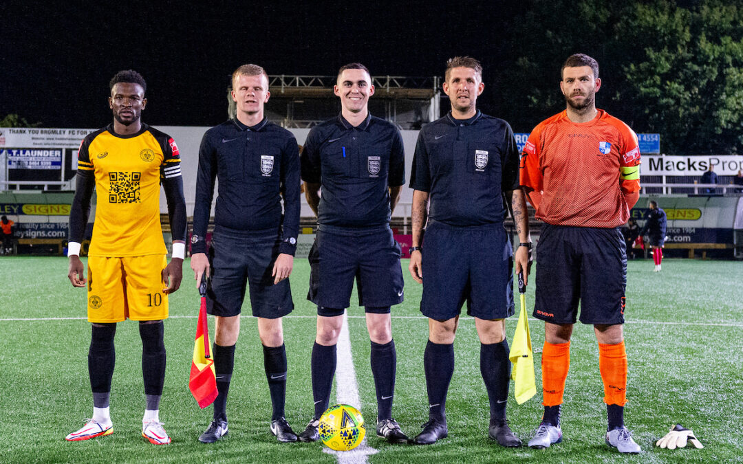 Cray Wanderers 3 Wingate & Finchley 5 – Isthmian Premier, Match Report, 29/9/21