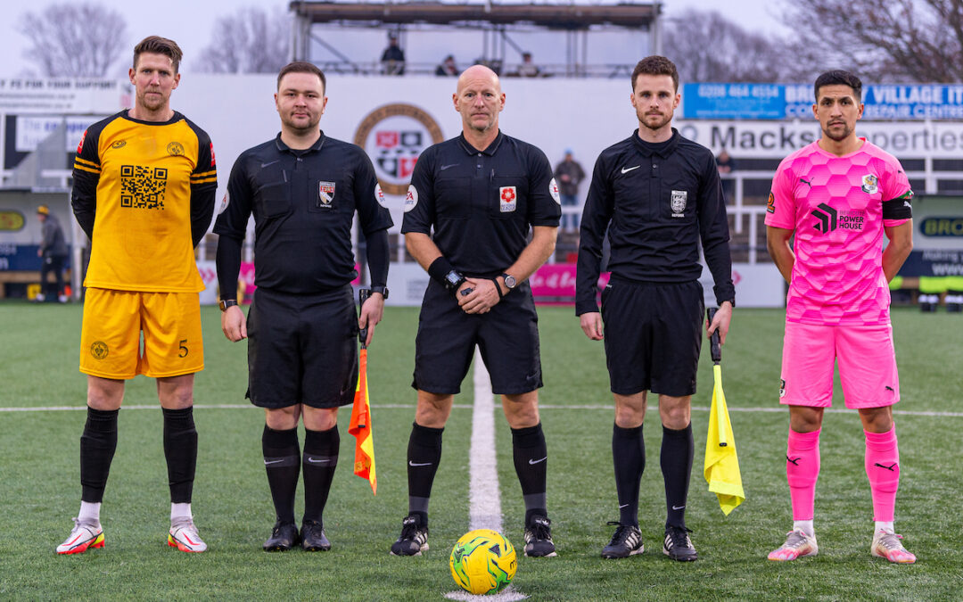 Cray Wanderers 1 Dartford 3 – FA Trophy 3rd Round – Sat. 18th December, Match Report